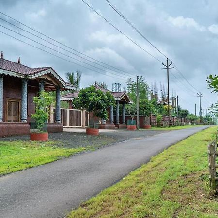 The Kerala Village, Shahapur Shenwa Екстериор снимка